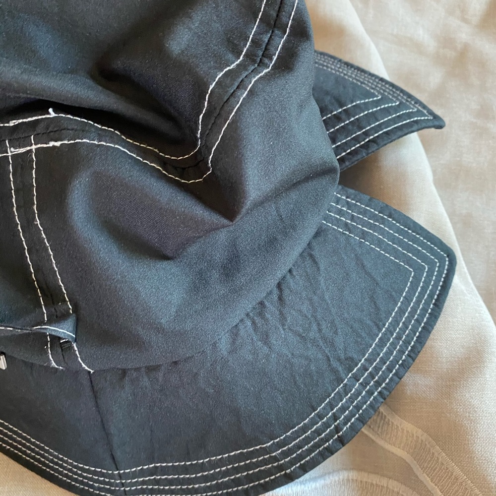 Bucket hat - Picture 2 of 4